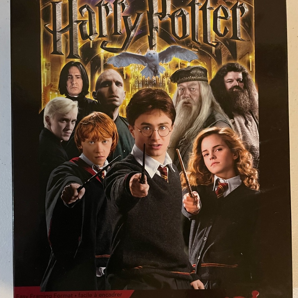 Brand new 1000 piece Harry Potter puzzle.